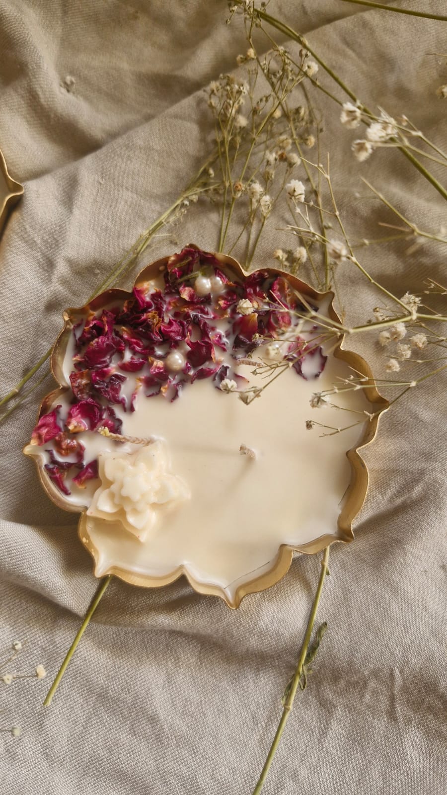 Gulab - A Urli candle