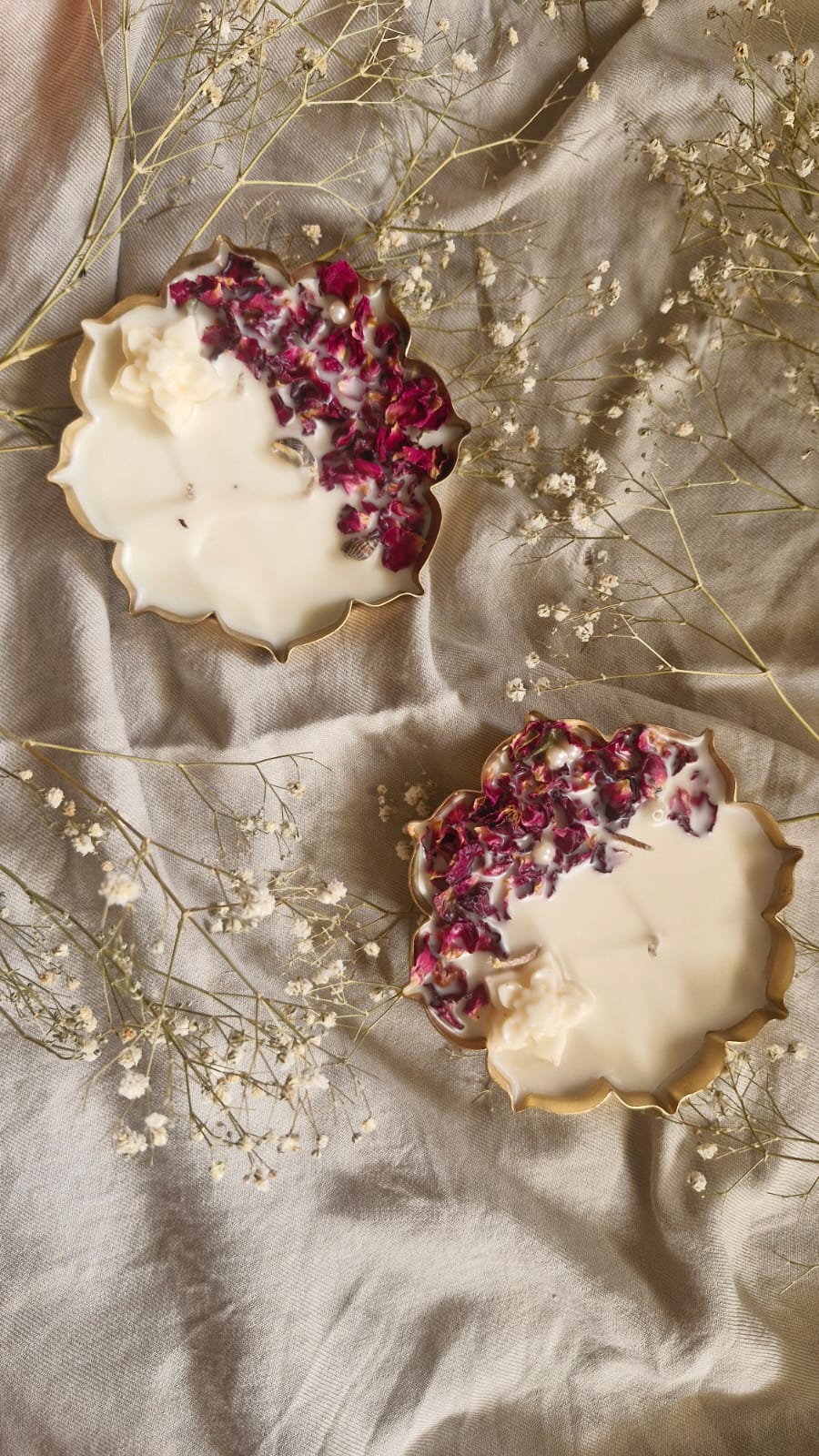 Gulab - A Urli candle